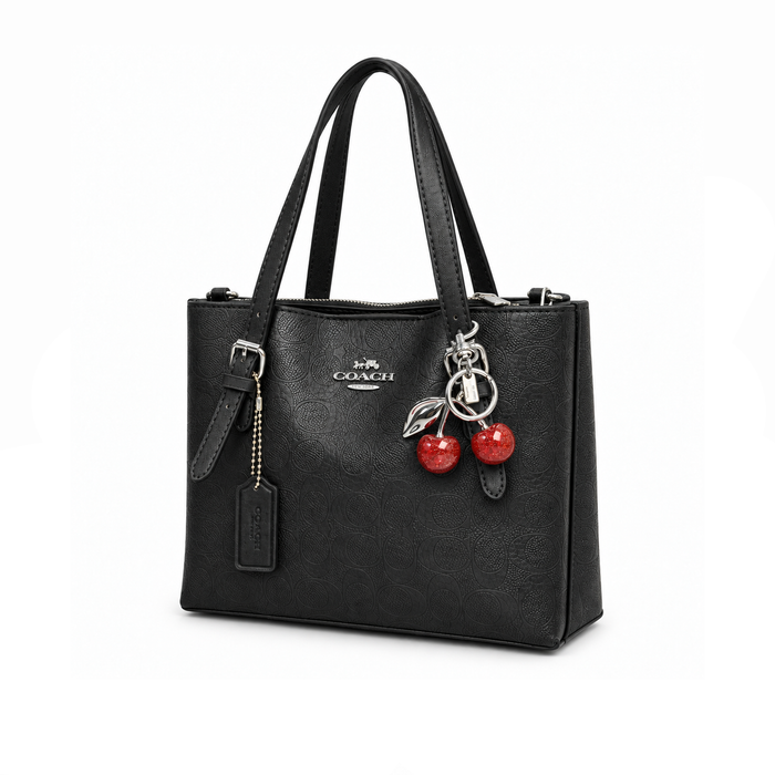 Bolso Tote Embossed Signature Cherry Charm Black Tonal